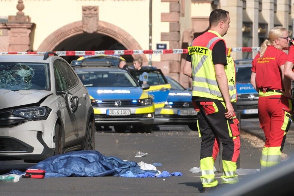 Driver plows into people in the German city of Leipzig, killing 2 Driver plows into people in the German city of Leipzig, killing 2