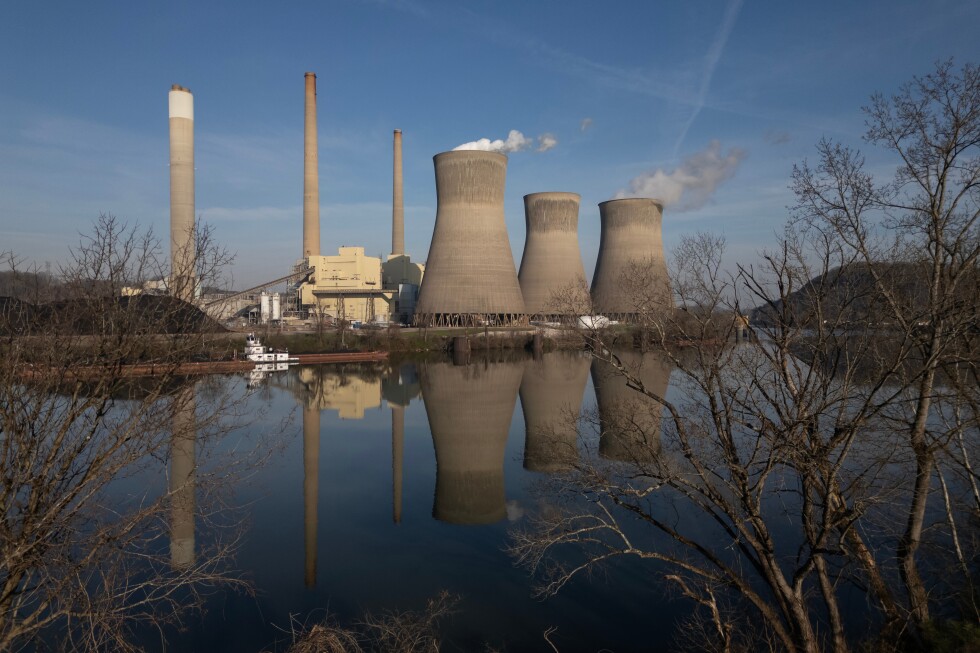 Trump distorts recent revisions of scientific projections of global warming Trump distorts recent revisions of scientific projections of global warming