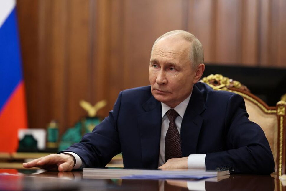 Russia’s Putin Provides Debt Relief to New Ukraine War Recruits and Their Families Russia's Putin Provides Debt Relief to New Ukraine War Recruits and Their Families