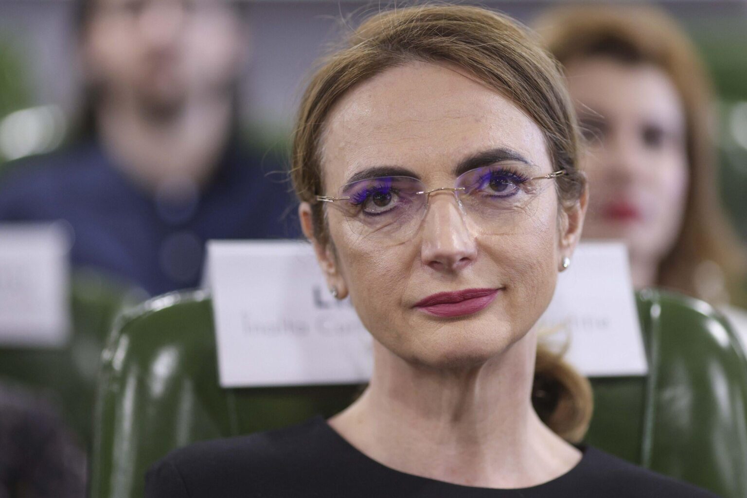 The payment note presented by Lia Savonea to Ilie Bolojan, as salary arrears of the magistrates: 5,223,970,000 lei (editor's note: new lei) - i.e. one billion euros