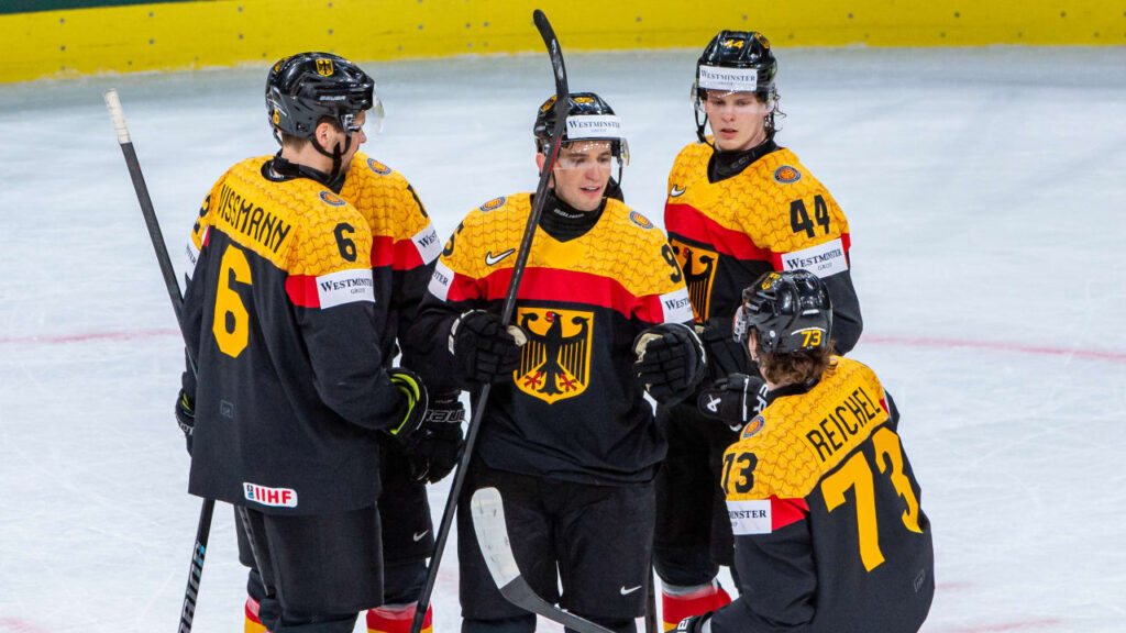WORLDS: Samanski, Howard earn big victories with Germany & United States on Day 11 WORLDS: Samanski, Howard earn big victories with Germany & United States on Day 11