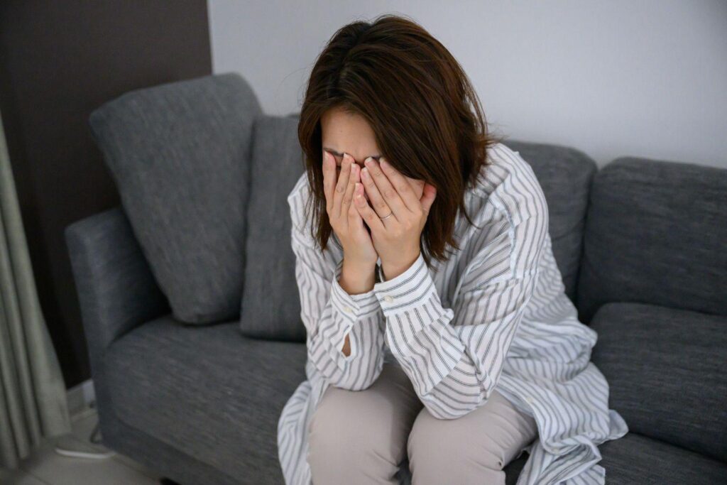 Female Japan SDF officer who reports harassment from superior, receives “reprimand” on grounds she must have consented- “this came to light precisely because she sought advice from the harassment hotline. If she’s disciplined for calling, no victim in the JSDF would ever dare use the hotline again” Female Japan SDF officer who reports harassment from superior, receives “reprimand” on grounds she must have consented- "this came to light precisely because she sought advice from the harassment hotline. If she's disciplined for calling, no victim in the JSDF would ever dare use the hotline again"