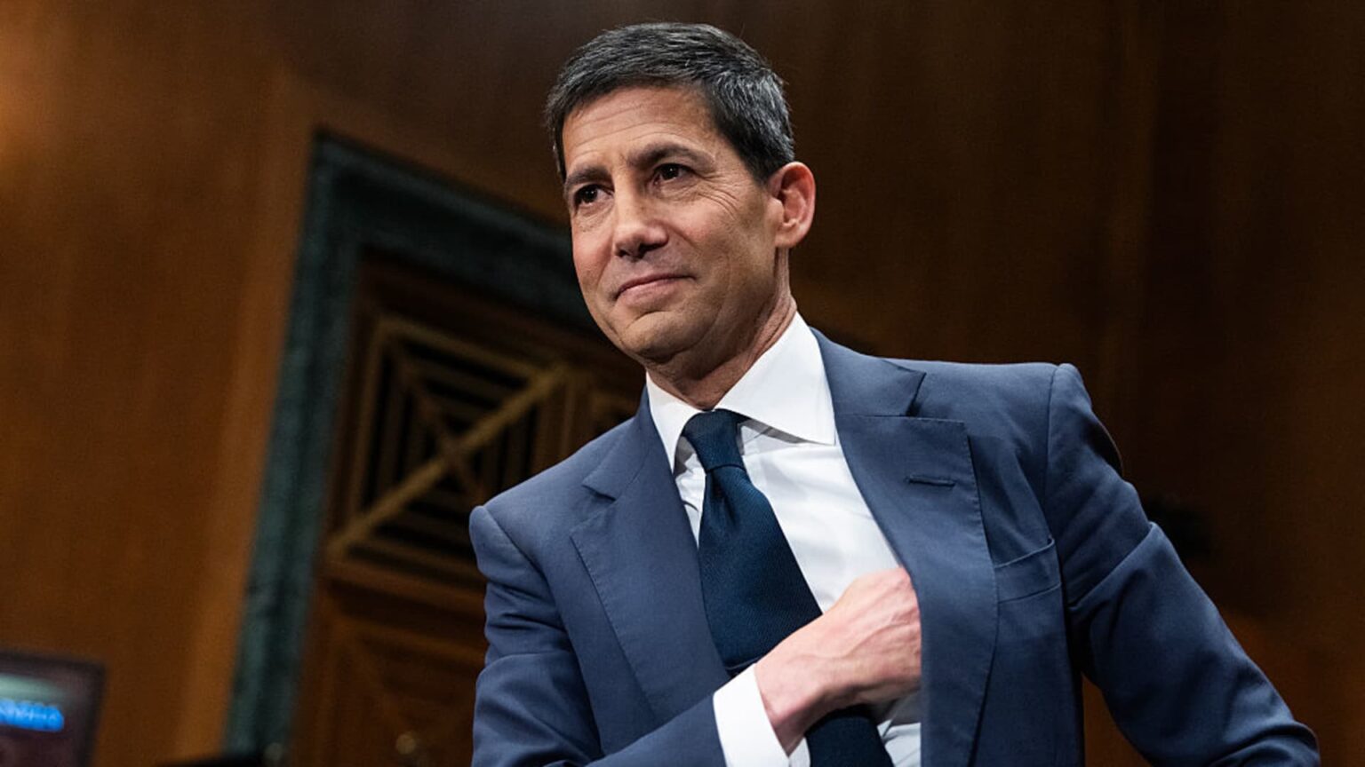 Fed Chair Warsh expected to withhold ‘dot’ from central bank’s interest rate outlook Fed Chair Warsh expected to withhold 'dot' from central bank's interest rate outlook