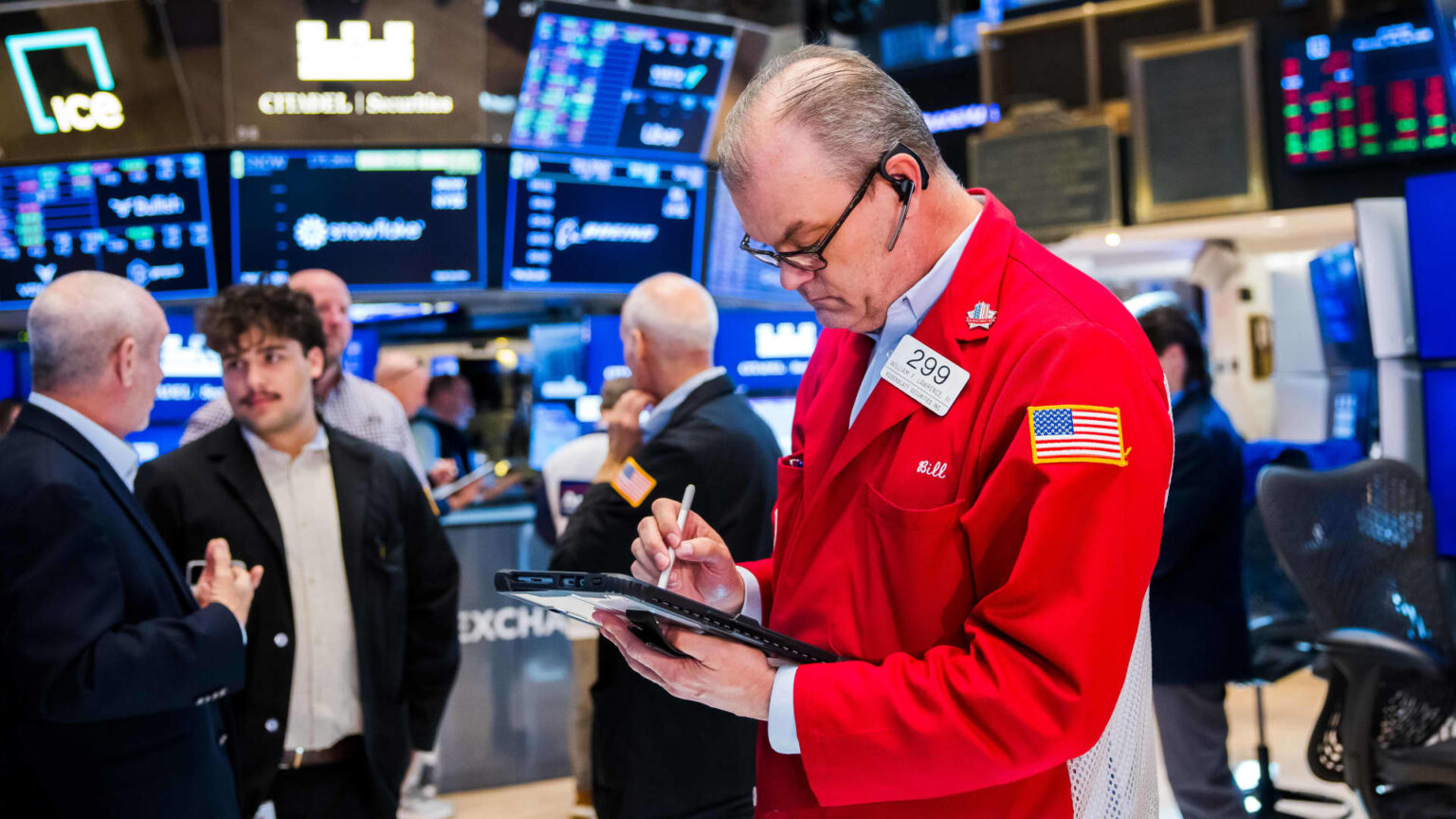 Stock market today: Live updates Stock market today: Live updates