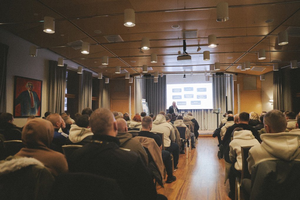 Psychological lectures are also an essential part of the daily routine. (Photo: Repower Foundation) Psychological lectures are also an essential part of the daily routine. (Photo: Repower Foundation)