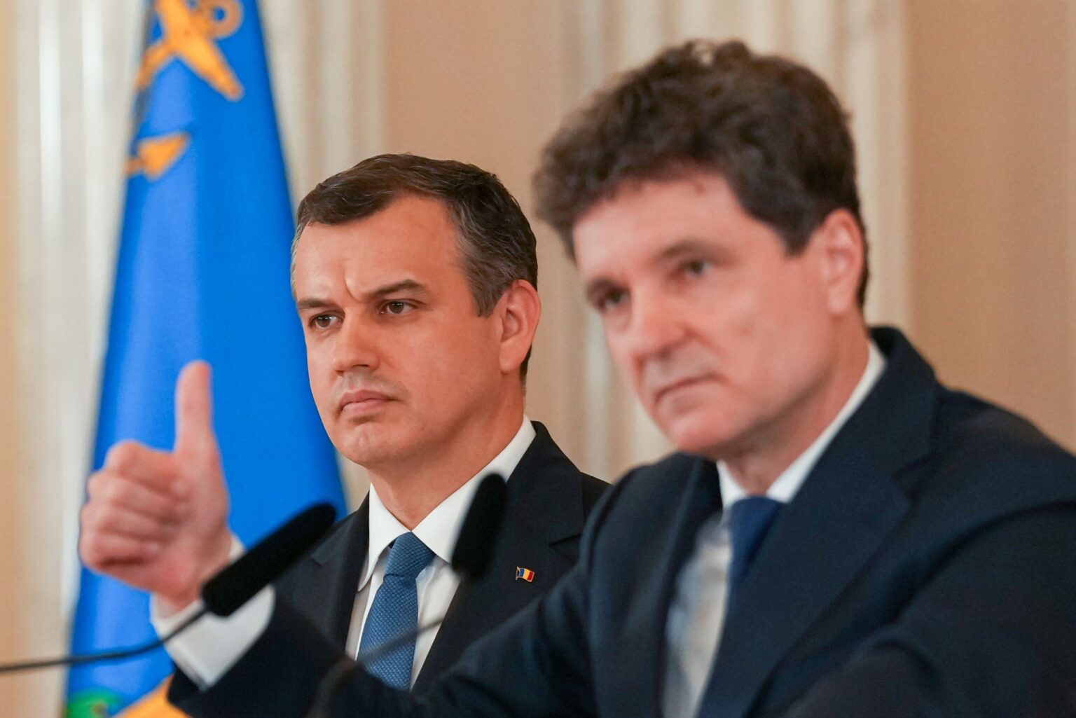Romania’s president nominates MEP and advisor Eugen Tomac as PM in bid to end deadlock Romania’s president nominates MEP and advisor Eugen Tomac as PM in bid to end deadlock
