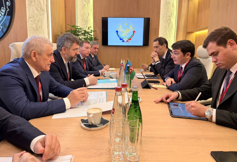 Azerbaijan expands economic ties at St. Petersburg Forum Azerbaijan expands economic ties at St. Petersburg Forum