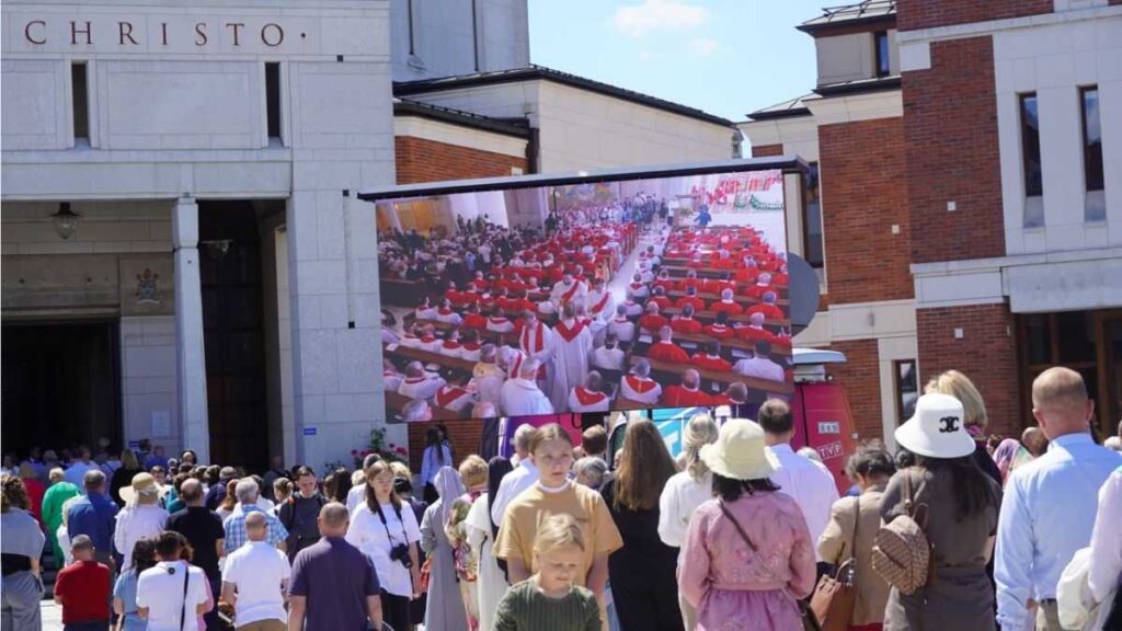 St. John Paul II knew these Salesian martyrs beatified in Poland St. John Paul II knew these Salesian martyrs beatified in Poland
