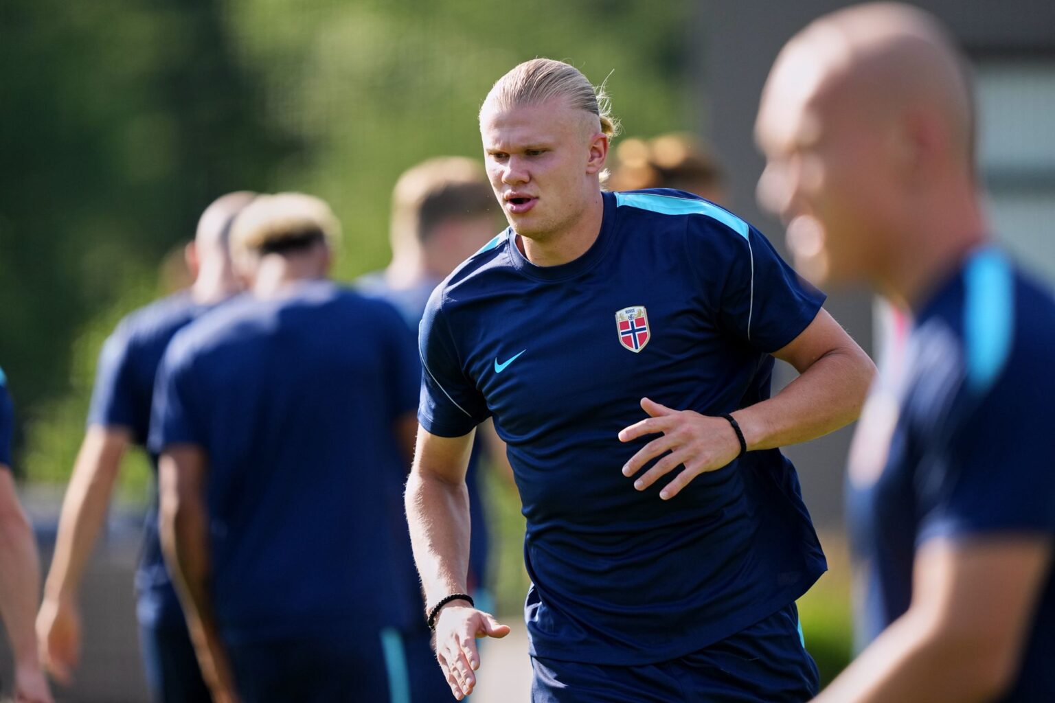 Erling Haaland and others not starting for Norway against France at the World Cup