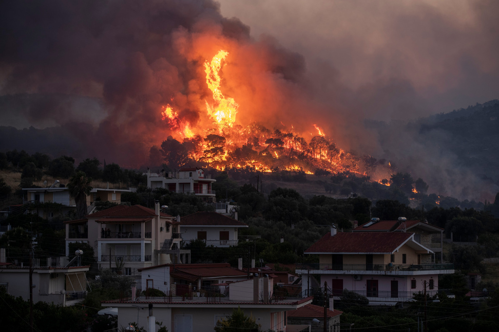 Greece bets on space technology to contain wildfires Greece bets on space technology to contain wildfires