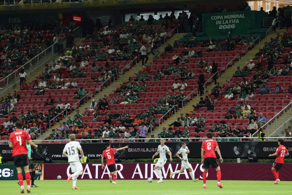 South Korea beats Czech Republic but why all the empty seats at World Cup’s second game? South Korea beats Czech Republic but why all the empty seats at World Cup’s second game?