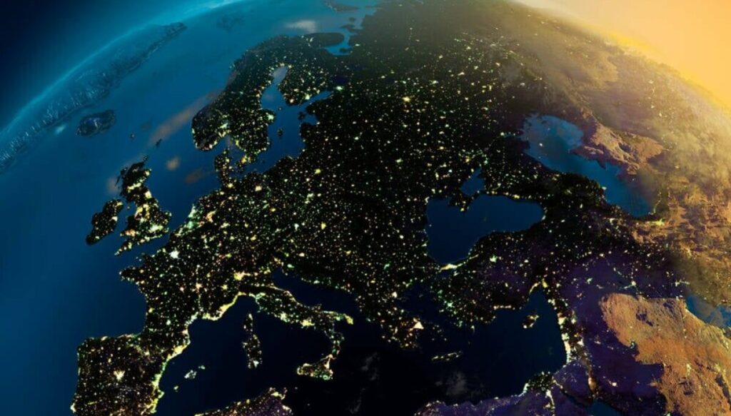 Geopolitical jitters push Europe's internet registry away from cloud-first strategy