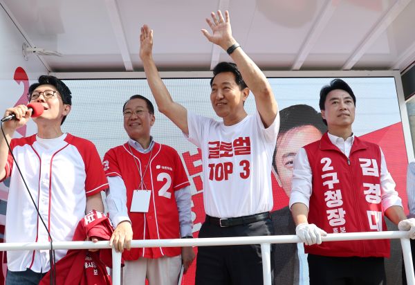 Seoul Mayor Urges Voters to Help PPP Retain ‘Last Stronghold’