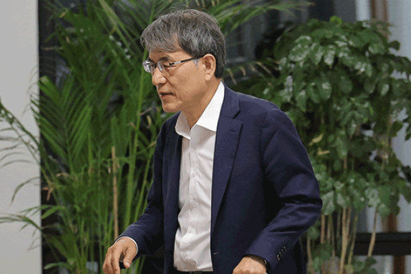 NEC Chair to Apologize to S. Korean People over Ballot Shortage Fiasco