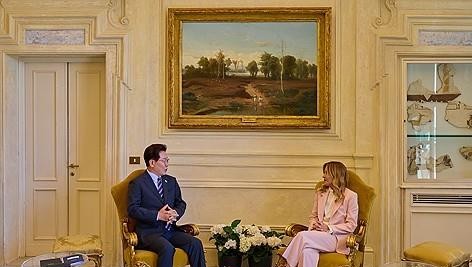 Lee, Italian PM Agree to Expand Cooperation on Free Trade, Multilateralism