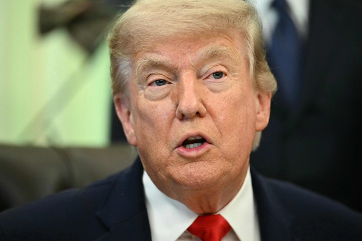 Trump Says US-Iran Peace Deal to be Signed Sunday