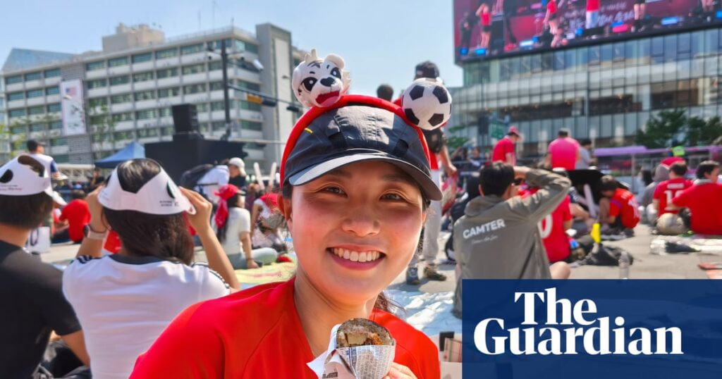 South Koreans revel in ‘World Cup brunch’ as time difference sees beers swapped for breakfast | South Korea South Koreans revel in ‘World Cup brunch’ as time difference sees beers swapped for breakfast | South Korea