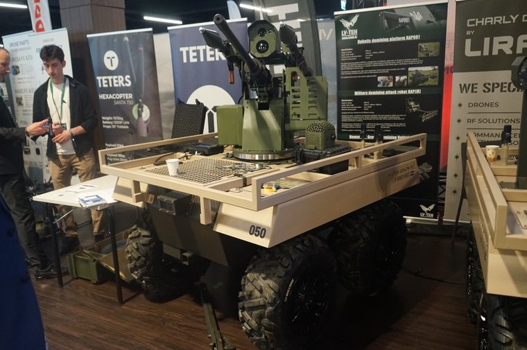 Drone Summit turns spotlight on smaller companies and new uncrewed systems