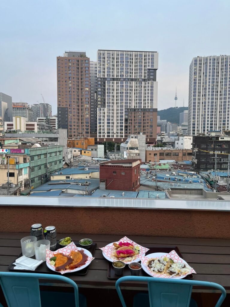 Found a hidden taco joint in a gritty alley of Seoul. The rooftop view and the vibes are unreal. ๐ฎ๐ฐ๐ท Found a hidden taco joint in a gritty alley of Seoul. The rooftop view and the vibes are unreal. ๐ฎ๐ฐ๐ท