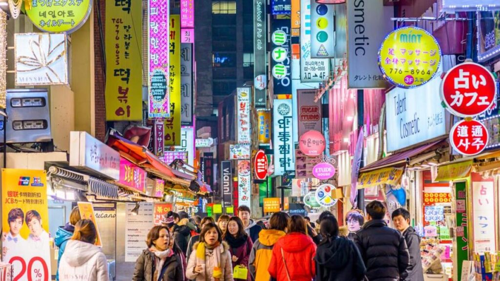 South Korea. [Retirement Pension Investment Strategy] ① "During Booms, Focus on Indexes... Systematic Investing Is Key to Beating Volatility"