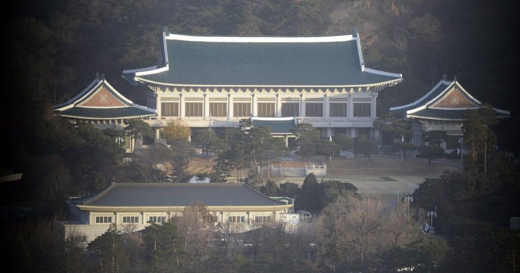 Blue House Calls WSJ 'Hard-Left' Claim on Lee Government 'Serious Distortion'