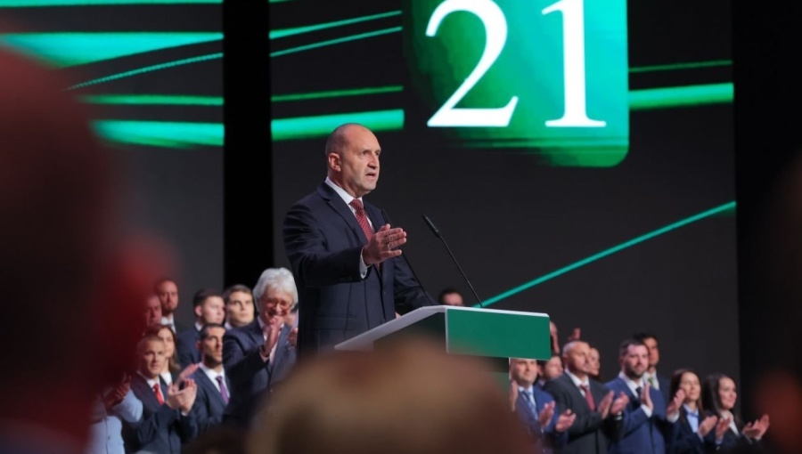 bne IntelliNews – Radev’s victory in Bulgaria offers no relief for North Macedonia’s EU progress bne IntelliNews - Radev’s victory in Bulgaria offers no relief for North Macedonia’s EU progress