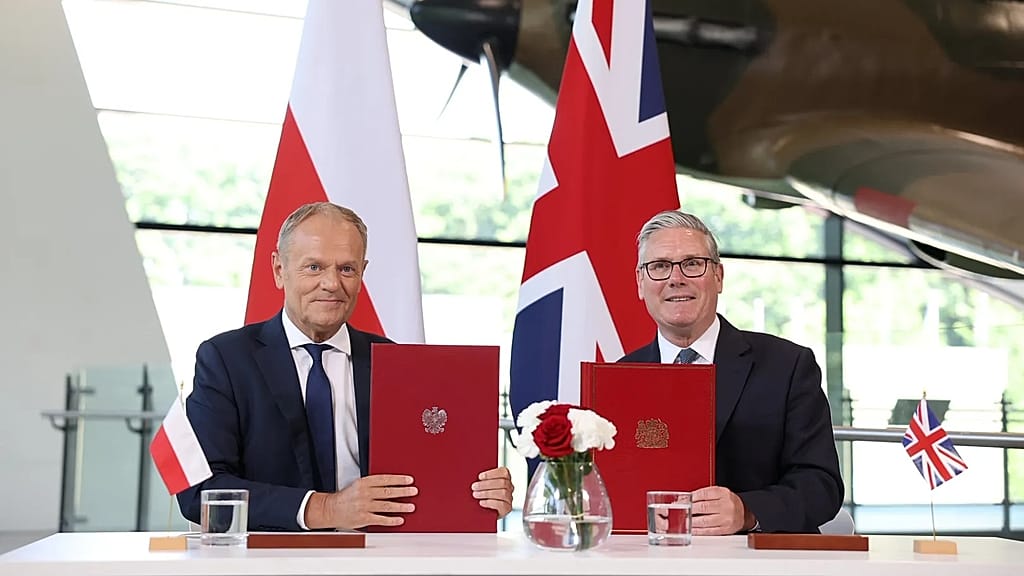 UK and Poland sign ‘major’ defence treaty as Starmer continues to rebuild ties with Europe UK and Poland sign 'major' defence treaty as Starmer continues to rebuild ties with Europe