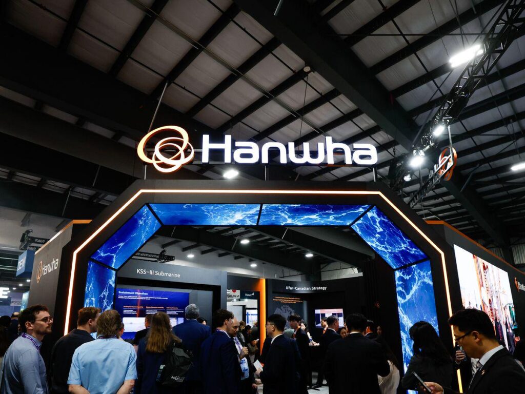 Korea’s Hanwha offers rockets in bid for Canadian submarine deal