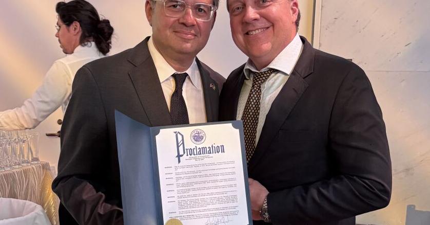 Oil City presents Azerbaijan with proclamation | Community News Oil City presents Azerbaijan with proclamation | Community News