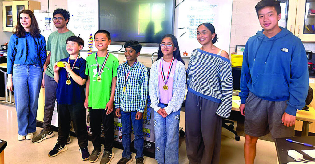 Columbia team wins Science Buzz Club year-end tourney Columbia team wins Science Buzz Club year-end tourney
