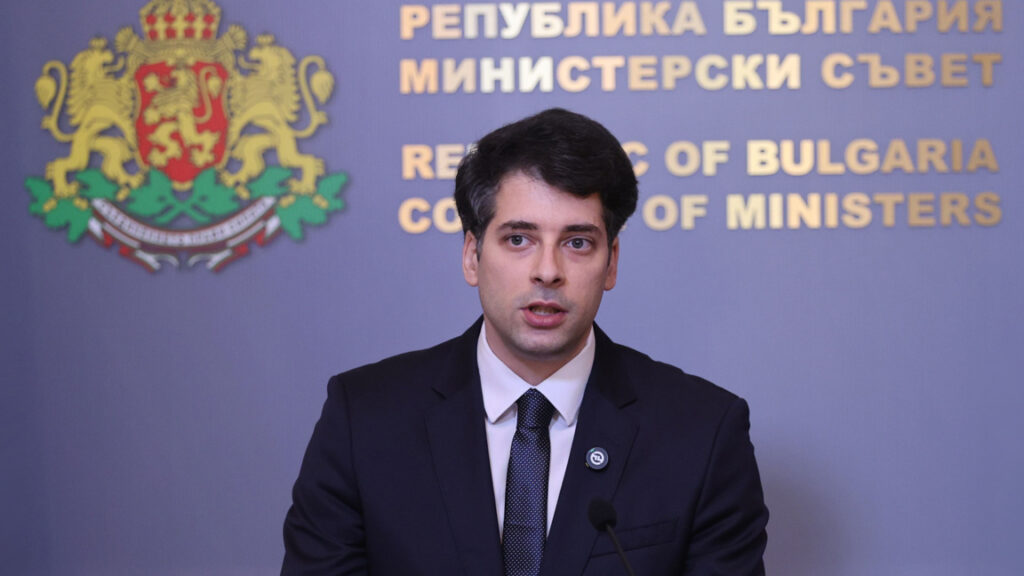 Deputy PM Atanas Pekanov is against sharp reduction of the budget deficit Deputy PM Atanas Pekanov is against sharp reduction of the budget deficit
