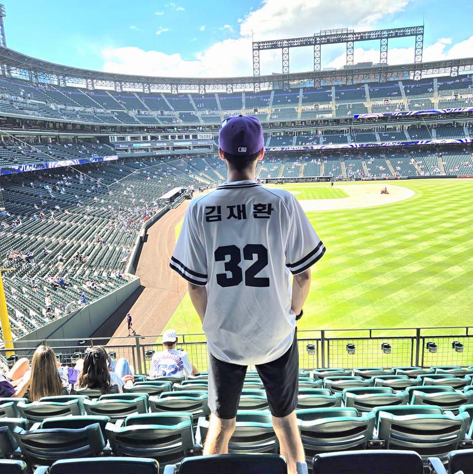 I too, am representing the KBO in America. Go Doosan, from Coors Field in Colorado.