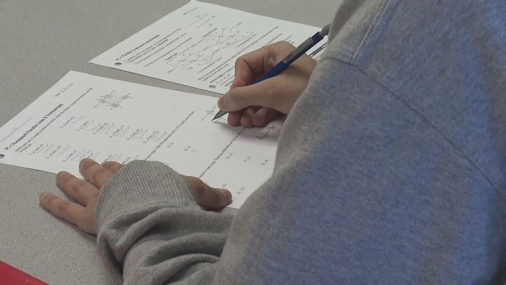 Gorham Public Schools is launching an artificial intelligence handbook. (WGME)