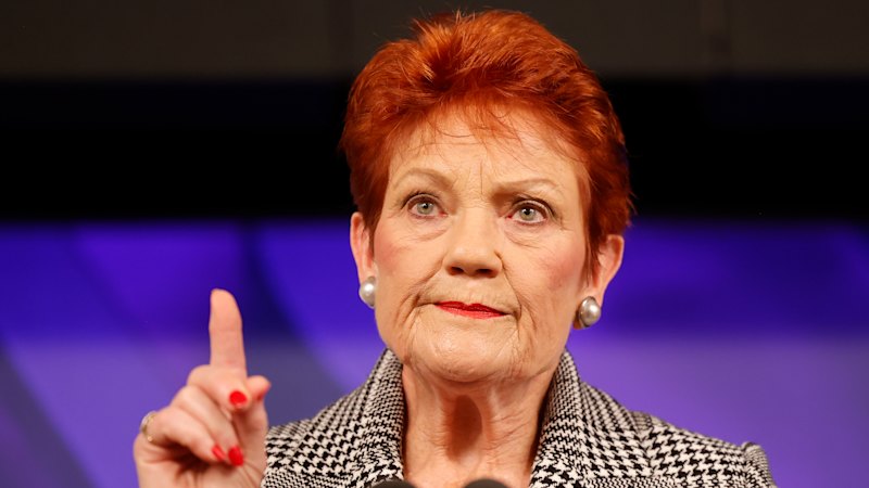 Australia news LIVE: Pauline Hanson National Press Club banner stunt referred to AFP; Vodafone outage reported; US-Iran peace deal details revealed