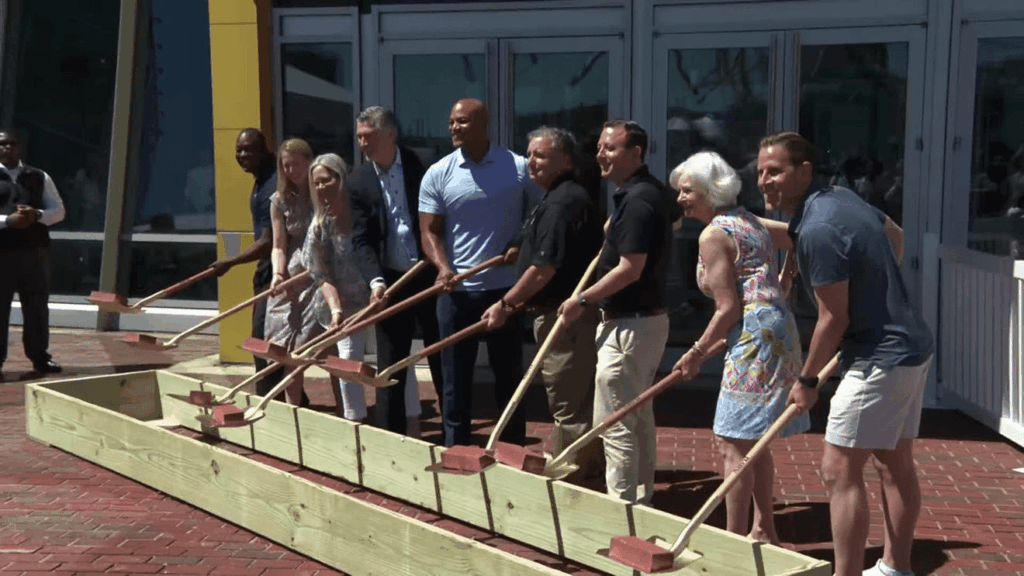 Maryland Science Center celebrates 50th anniversary, Harbor Plaza groundbreaking station icon