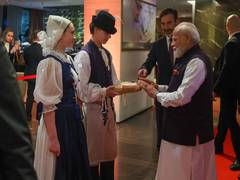 Prime Minister Modi receives traditional Slovakian welcome; lauds rich cultural heritage Prime Minister Modi receives traditional Slovakian welcome; lauds rich cultural heritage