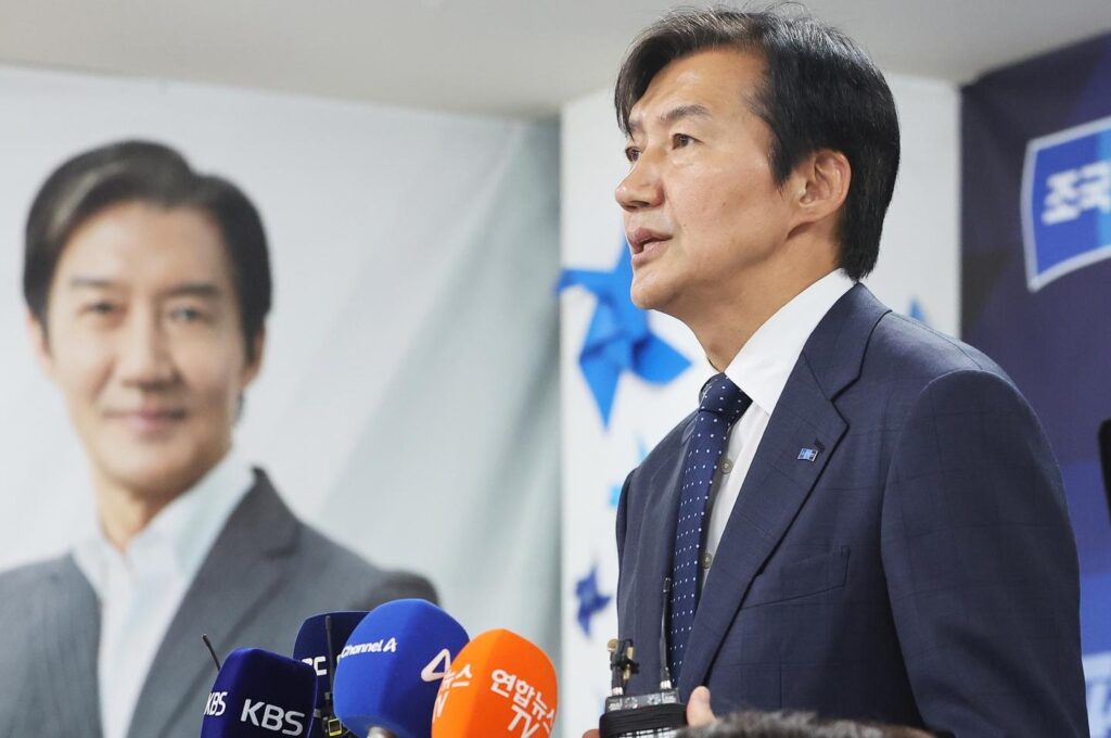 Minor parties fail to break Korea’s two-party mold with disappointing local election, by-election results Minor parties fail to break Korea's two-party mold with disappointing local election, by-election results