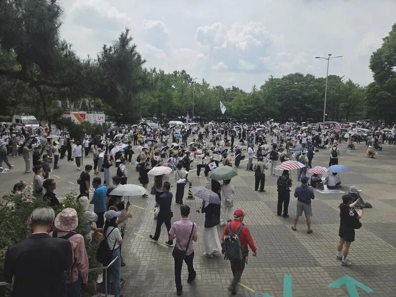 Furor over ballot shortage in Korea veers back into unfounded claims of stolen elections