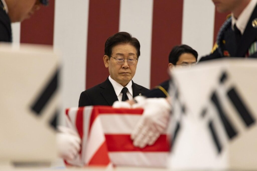 President Lee calls remains repatriation proof of U.S.-South Korea alliance President Lee calls remains repatriation proof of U.S.-South Korea alliance
