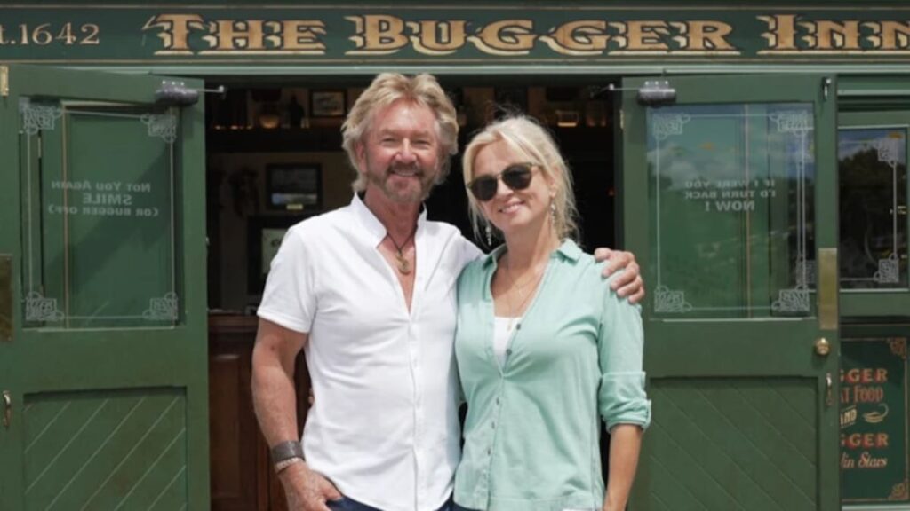 Restaurant couple sued after ‘walking out’ on Noel Edmonds’ Tasman hospitality venue Restaurant couple sued after ‘walking out’ on Noel Edmonds’ Tasman hospitality venue