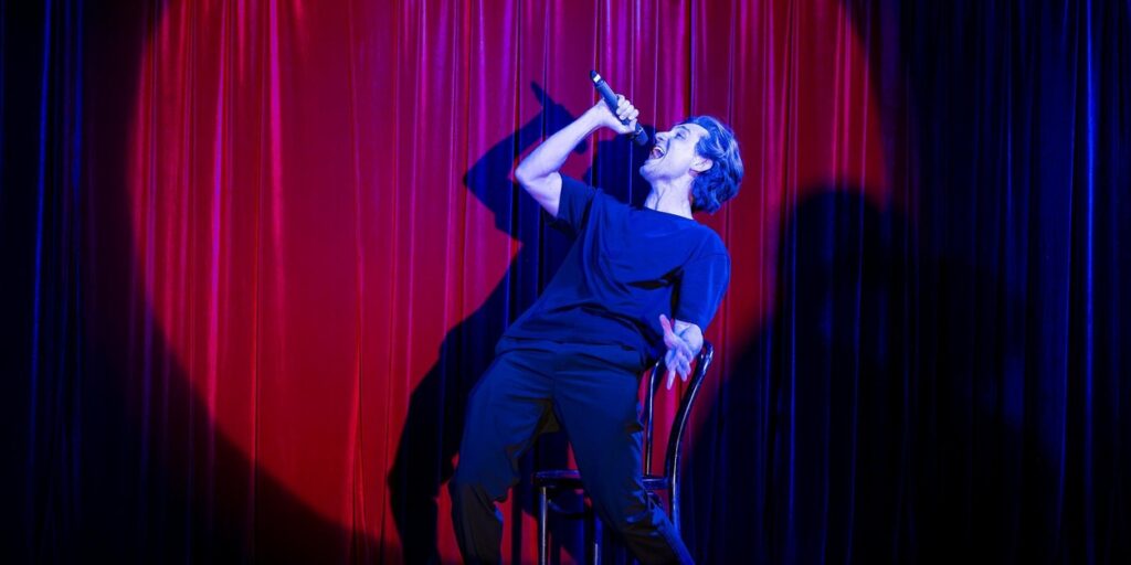 Review: BABY RAINDEER at Capitol Musical Theatre, Wroclaw Review: BABY RAINDEER at Capitol Musical Theatre, Wroclaw
