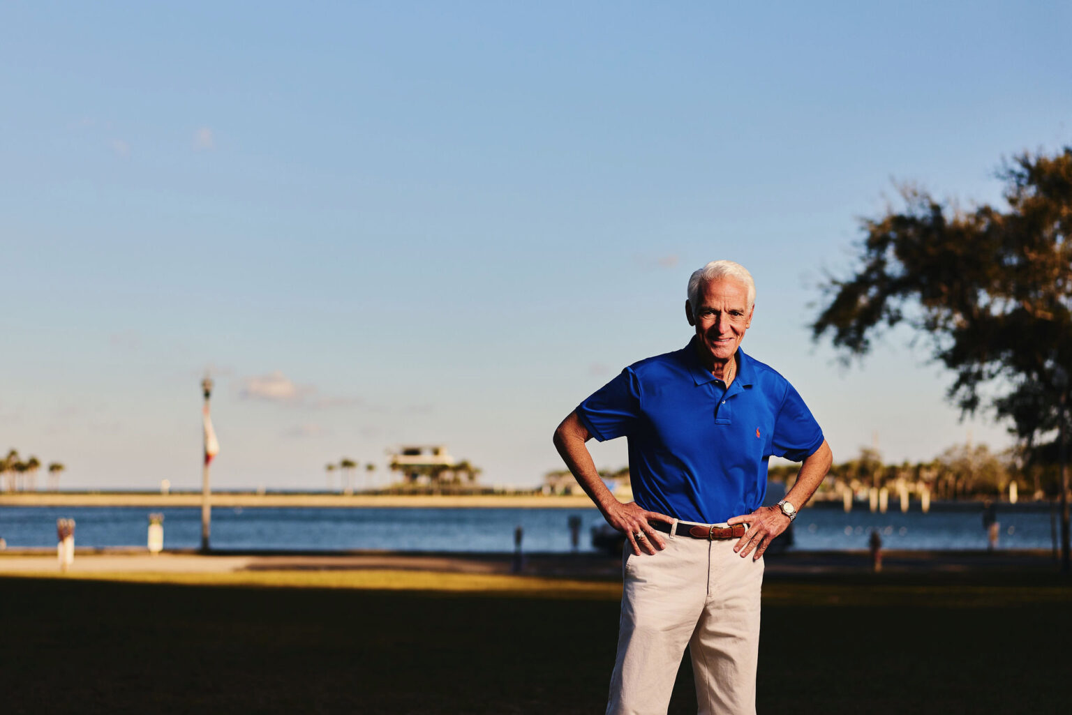 Charlie Crist grows fundraising haul to $1.6M, rolls out major vote-by-mail effort Charlie Crist grows fundraising haul to $1.6M, rolls out major vote-by-mail effort