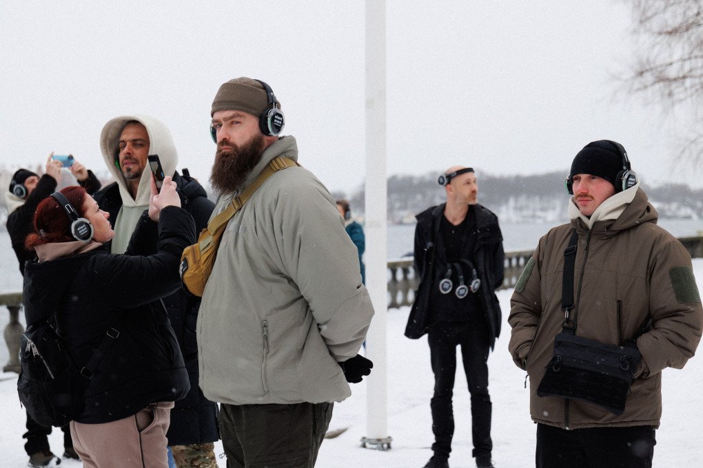 Walking through the city, members of this group don’t hide their phones—they constantly take photos. (Photo: Repower Foundation) Walking through the city, members of this group don’t hide their phones—they constantly take photos. (Photo: Repower Foundation)