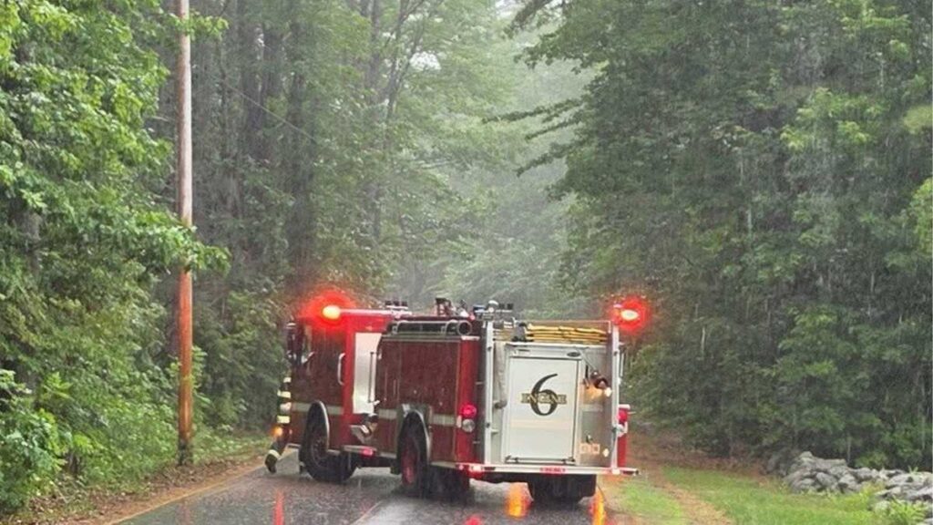 Reports of downed trees in Maine after severe storms move through Reports of downed trees in Maine after severe storms move through