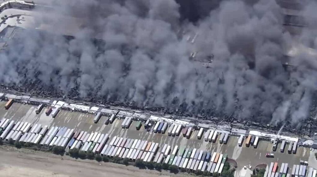 Tracy residents worry about health risks after warehouse fire Tracy residents worry about health risks after warehouse fire