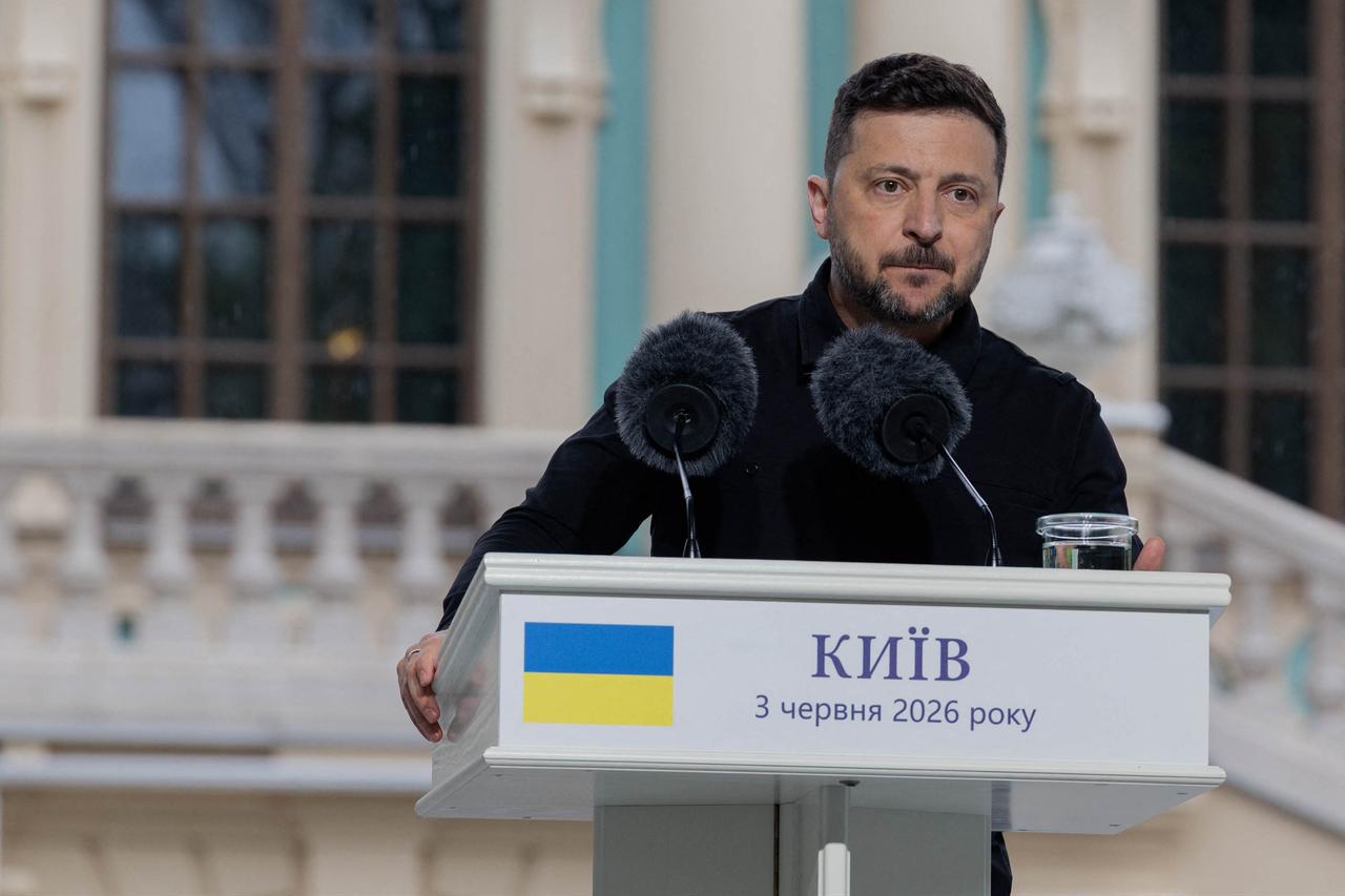 Ukraine's President Volodymyr Zelensky addresses media representatives alongside the NATO Secretary General as they attend a press conference in Kyiv on June 3, 2026. (AFP Photo)