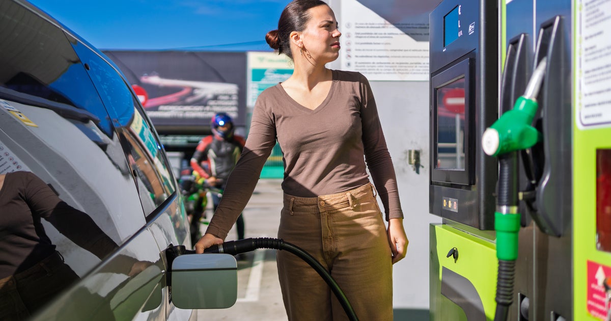 Energy experts say gas prices are likely to remain high for months. Here's why.