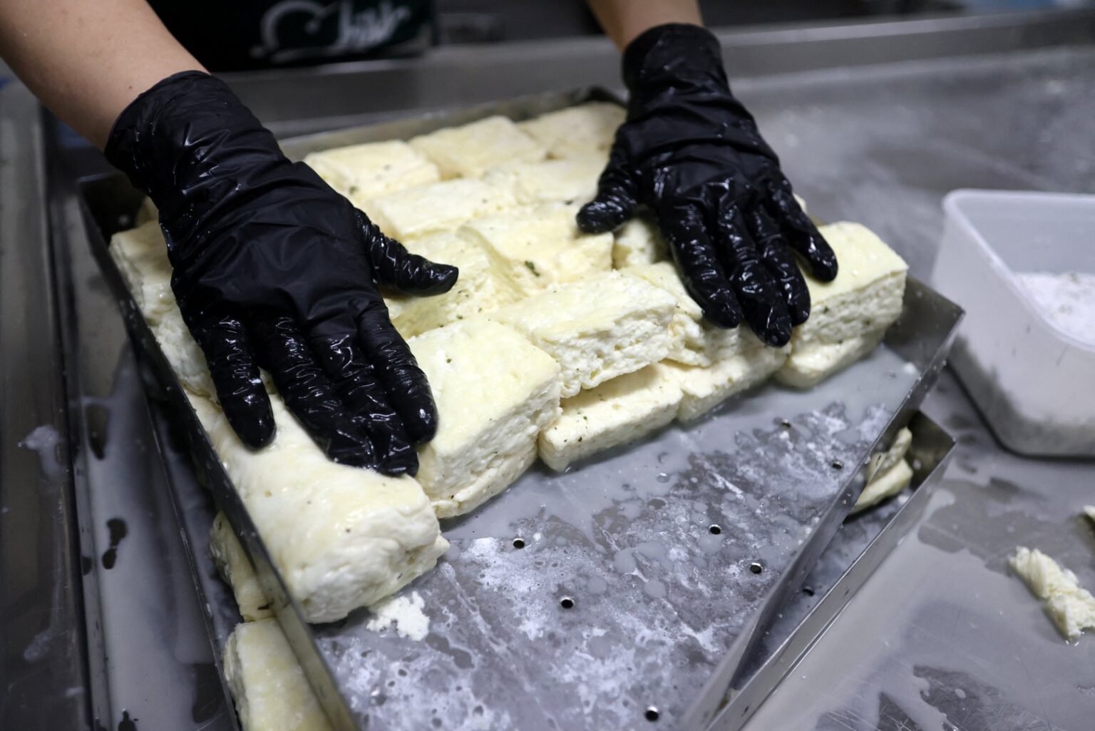 Farmers reject changes to PDO halloumi standard cover Farmers reject changes to PDO halloumi standard