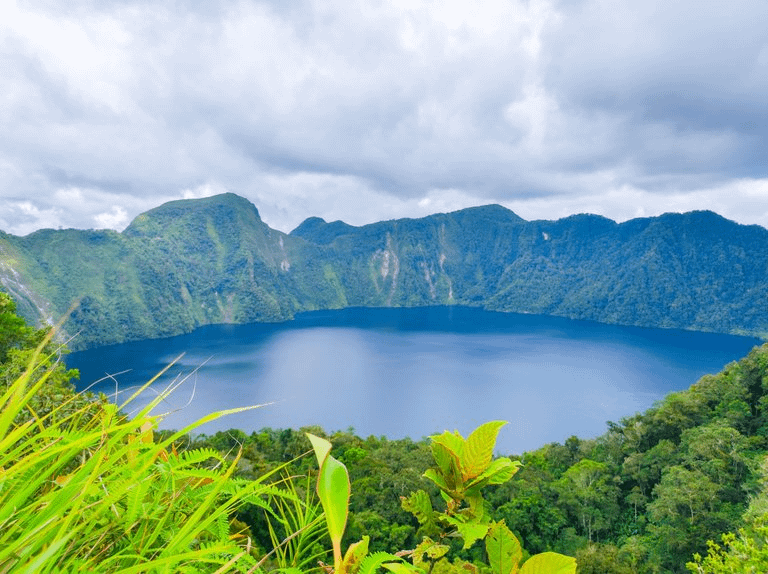 Lake Holon, Philippines: The Crown Jewel of the South