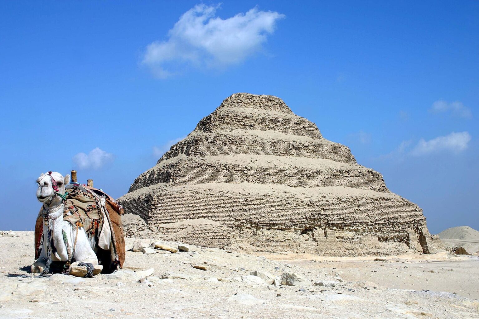Ancient Egypt Pyramid Building Secrets Uncovered by New Research Study reveals Egypt pyramids construction secrets